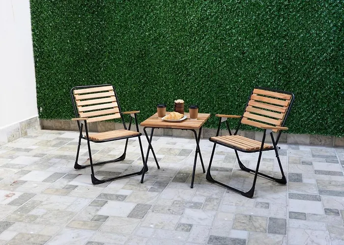 Cosy Flat With A Garden In Central Kadikoy